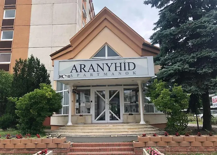 Aranypart Feszek * Siófok